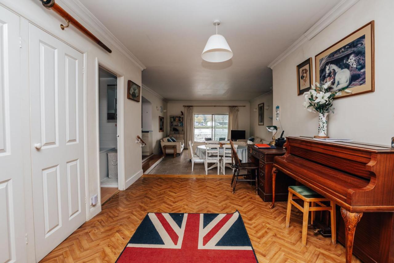 Water'S Edge Apartment Henley-on-Thames ภายนอก รูปภาพ